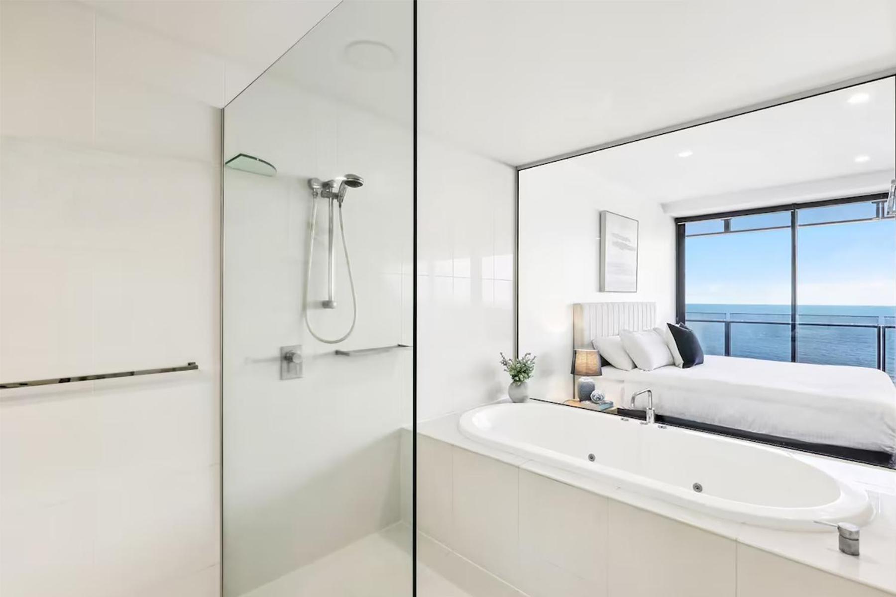 Sealuxe - Surfers Paradise * Gold Coast